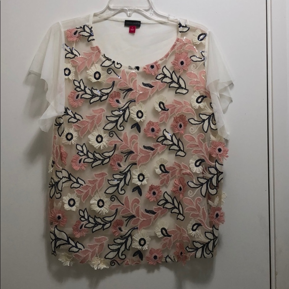 Vince Camuto Top